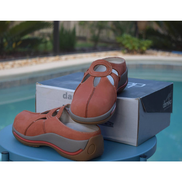 Dansko Shoes - Dansko Camilla Coral Nubuck Mules
